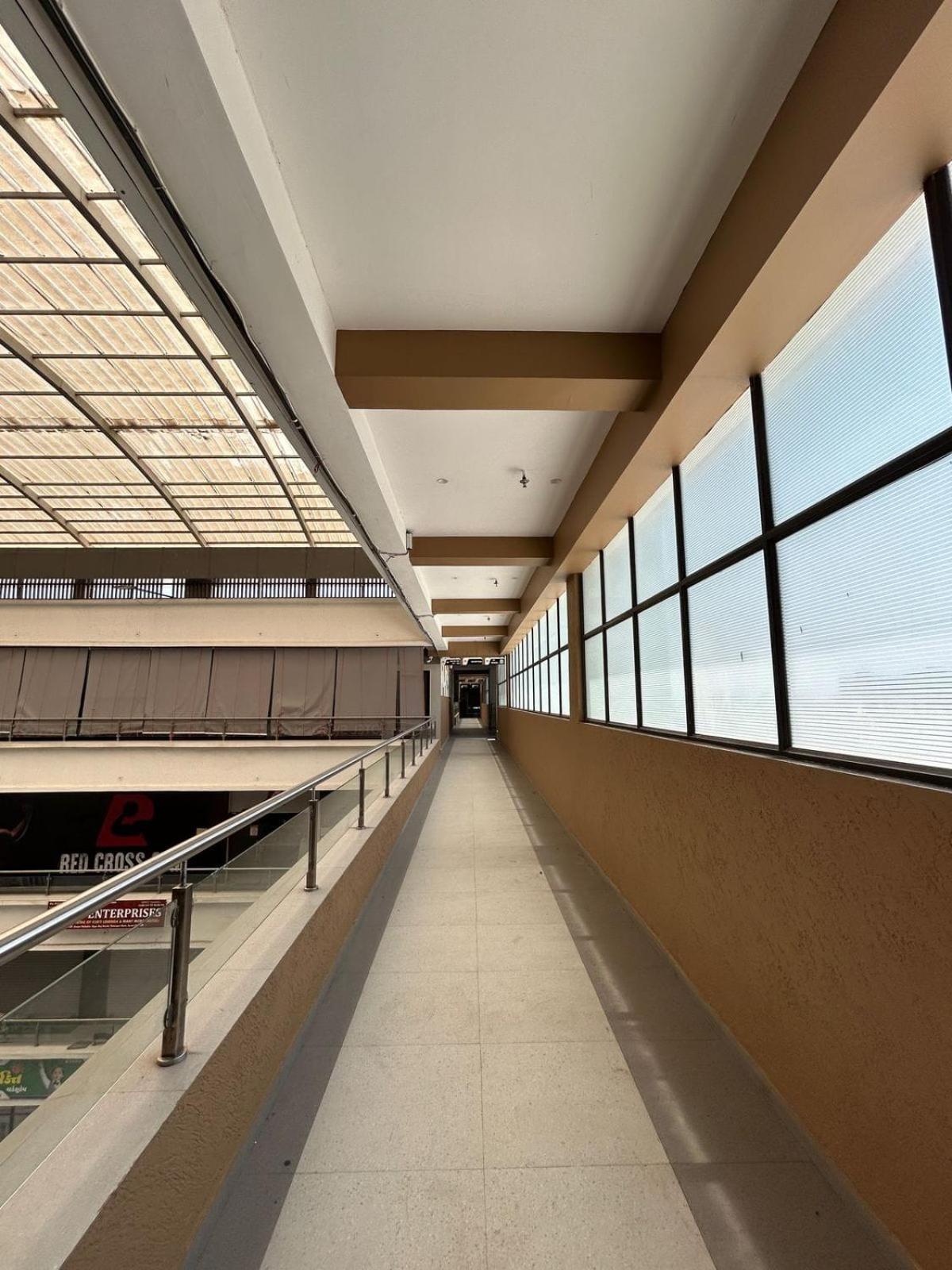 סוראט Hotel Gold Palace Inn מראה חיצוני תמונה